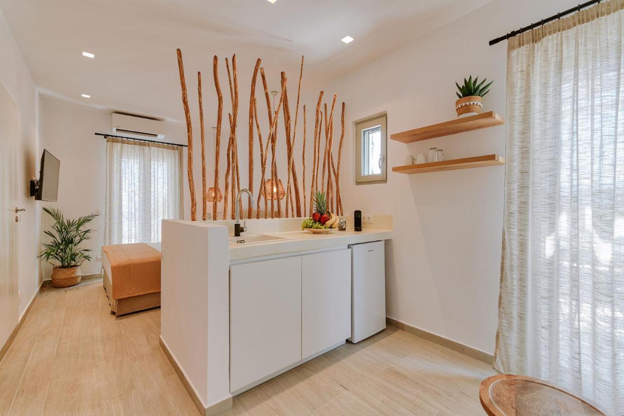 Ardilia Cosy Apartments Antiparos Exterior photo